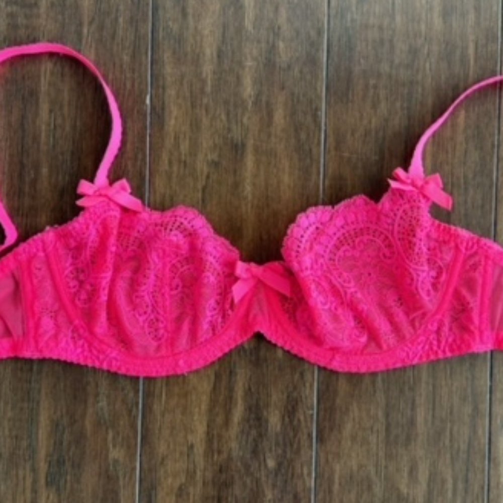 L'Agent by Agent Provocateur Pink Lace Bra